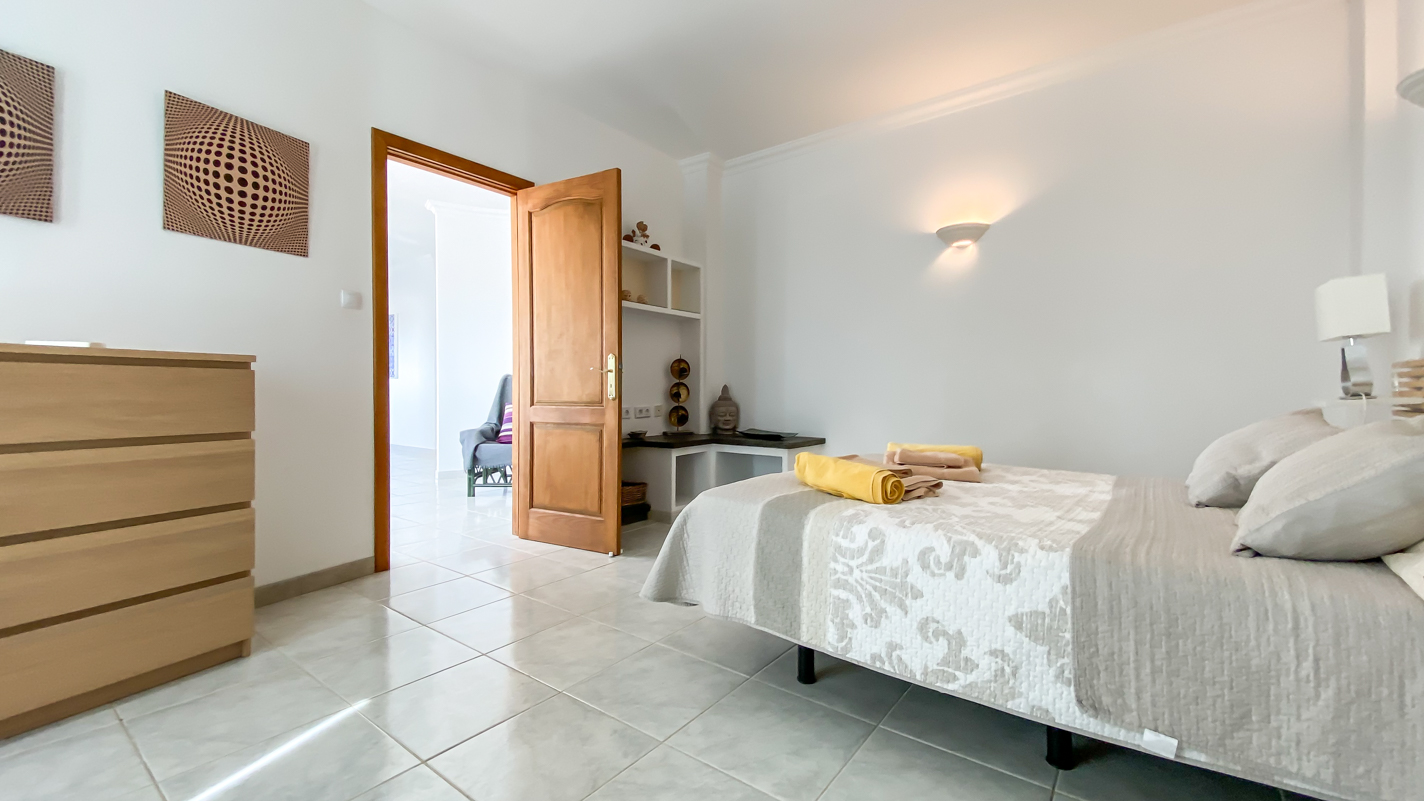 - Puerto Del Carmen - Roper Properties