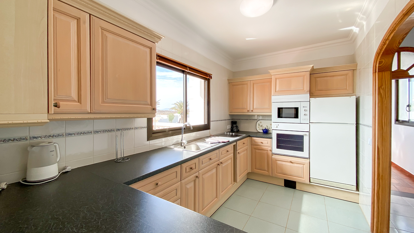 - Puerto Del Carmen - Roper Properties