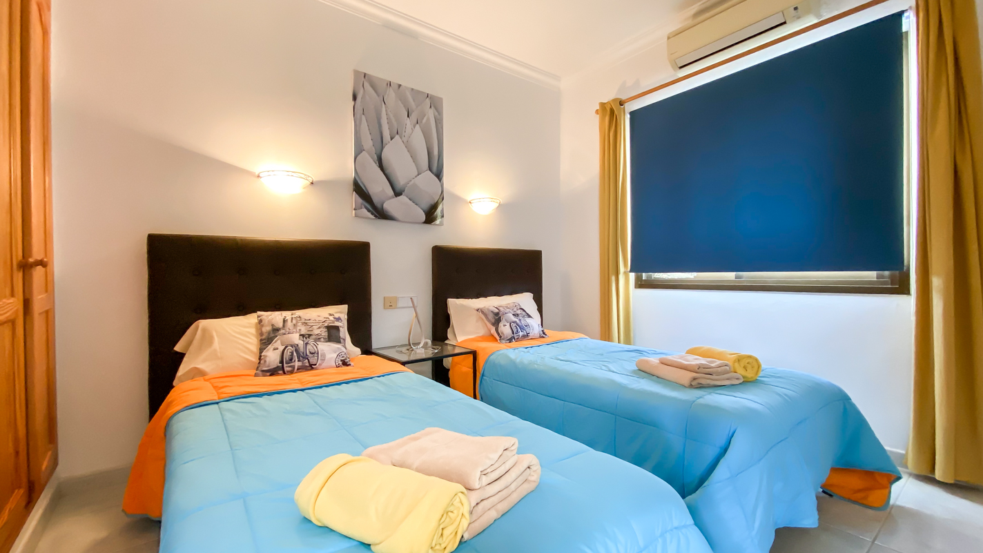 - Puerto Del Carmen - Roper Properties