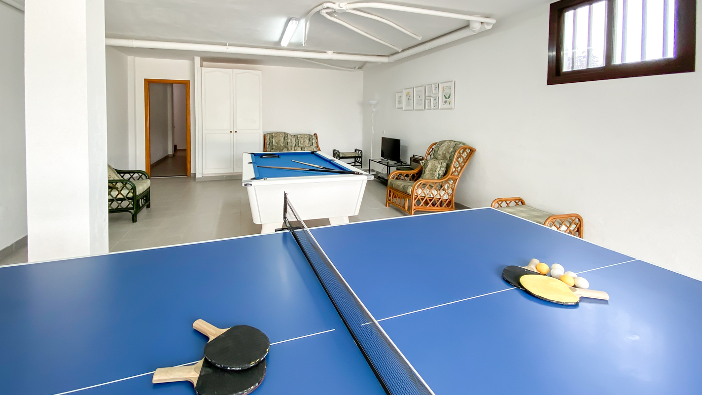 - Puerto Del Carmen - Roper Properties