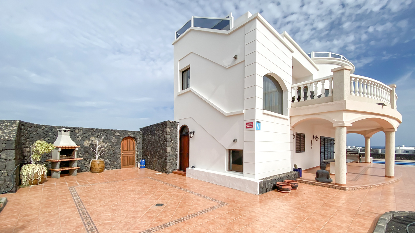 - Puerto Del Carmen - Roper Properties