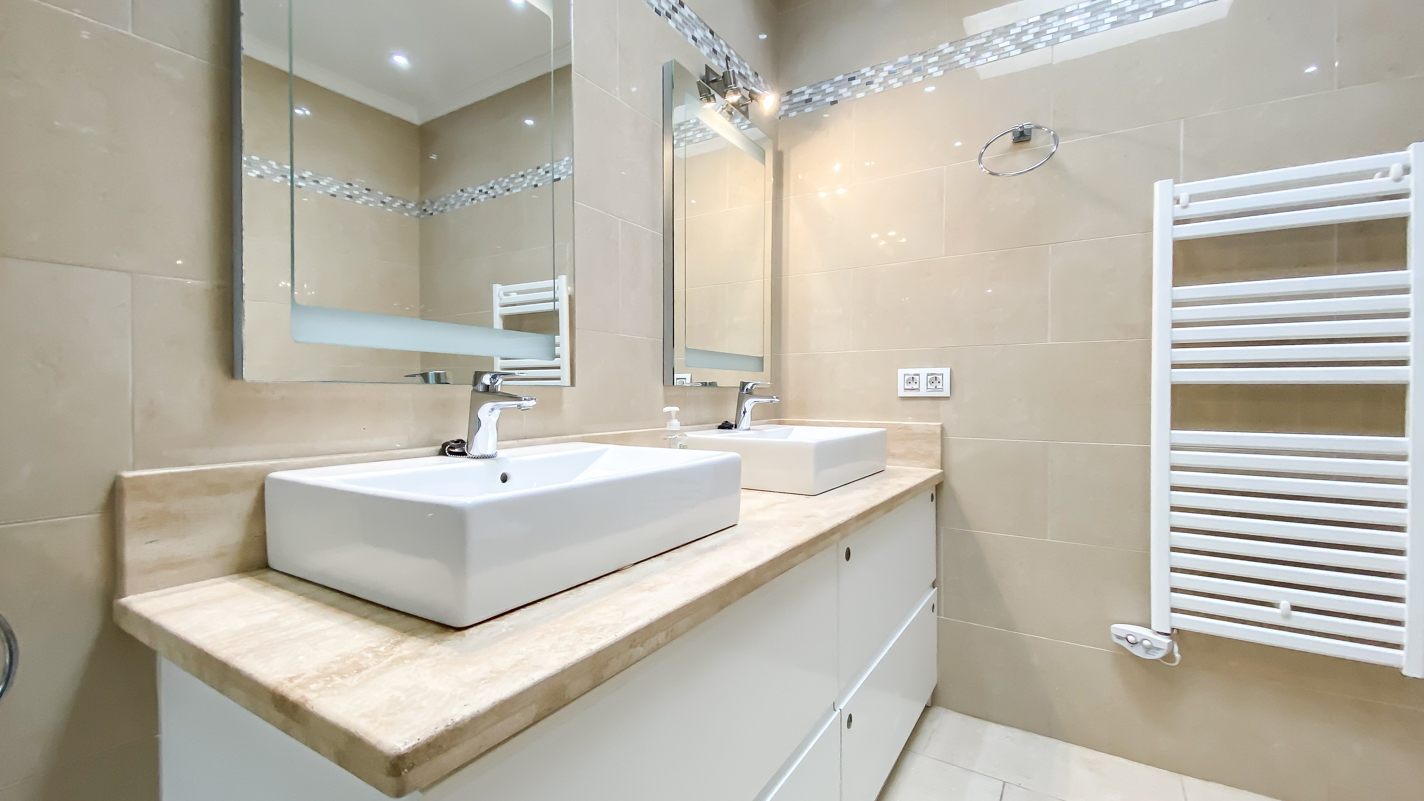 - Puerto Del Carmen - Roper Properties