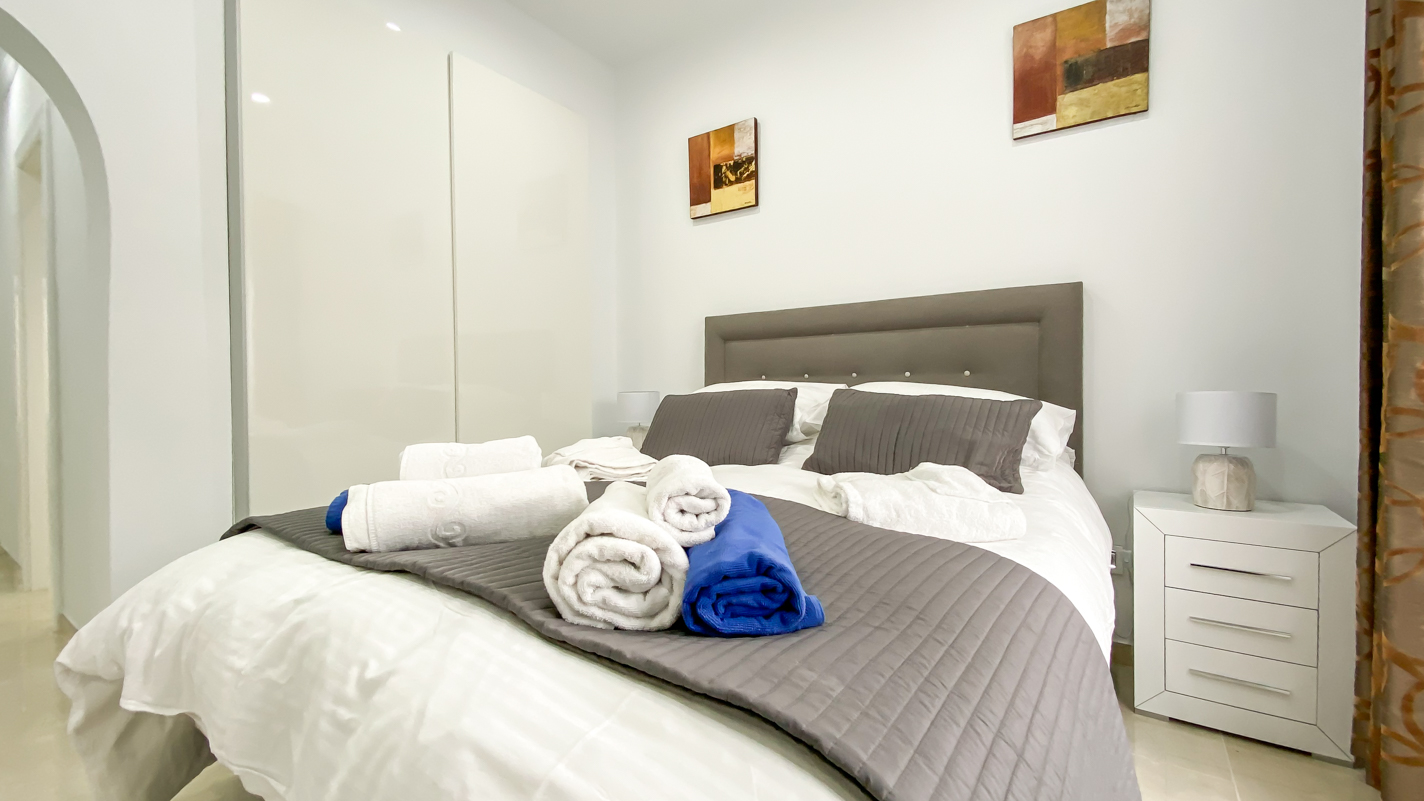 - Puerto Del Carmen - Roper Properties