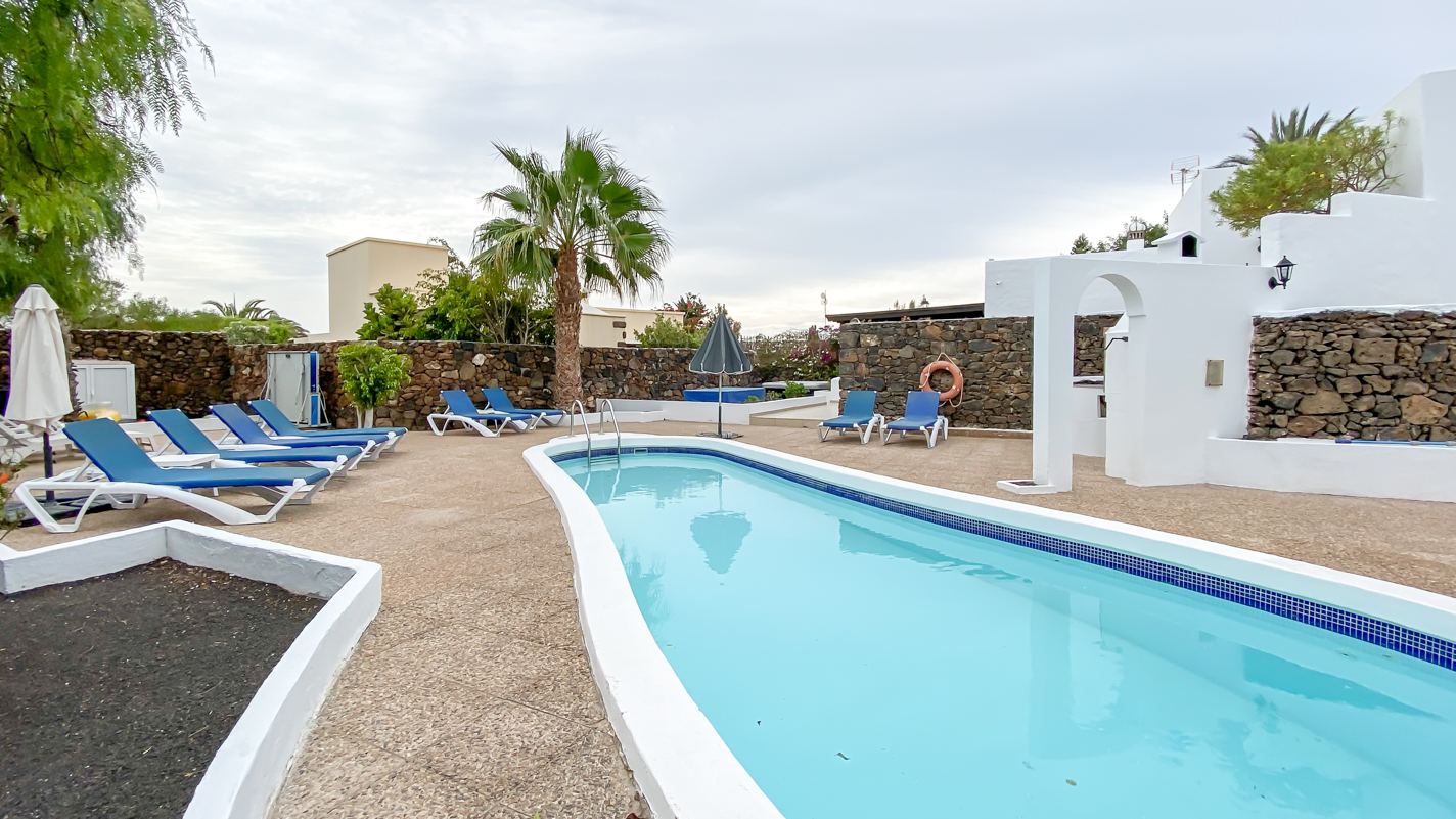- Puerto Del Carmen - Roper Properties