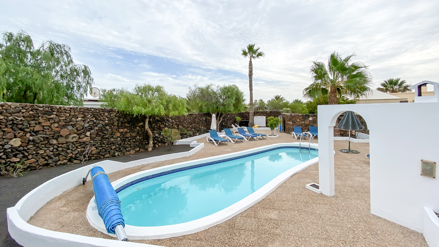 - Puerto Del Carmen - Roper Properties