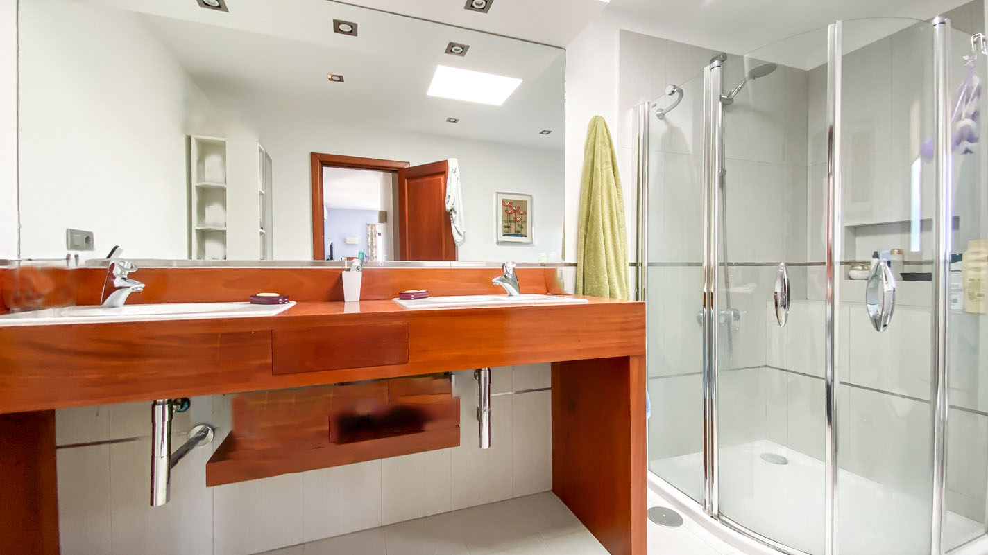 - Macher - Roper Properties