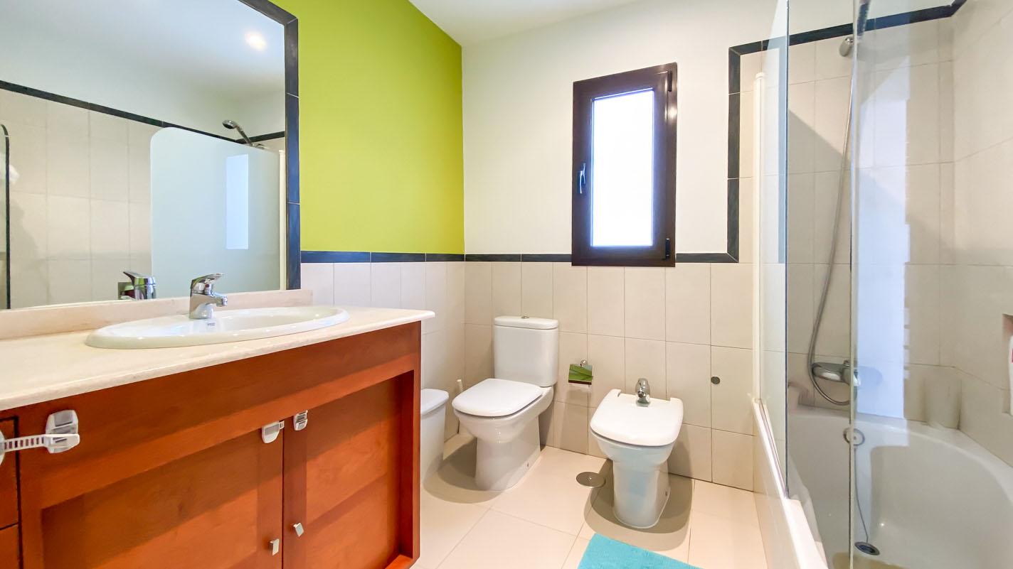 - Macher - Roper Properties