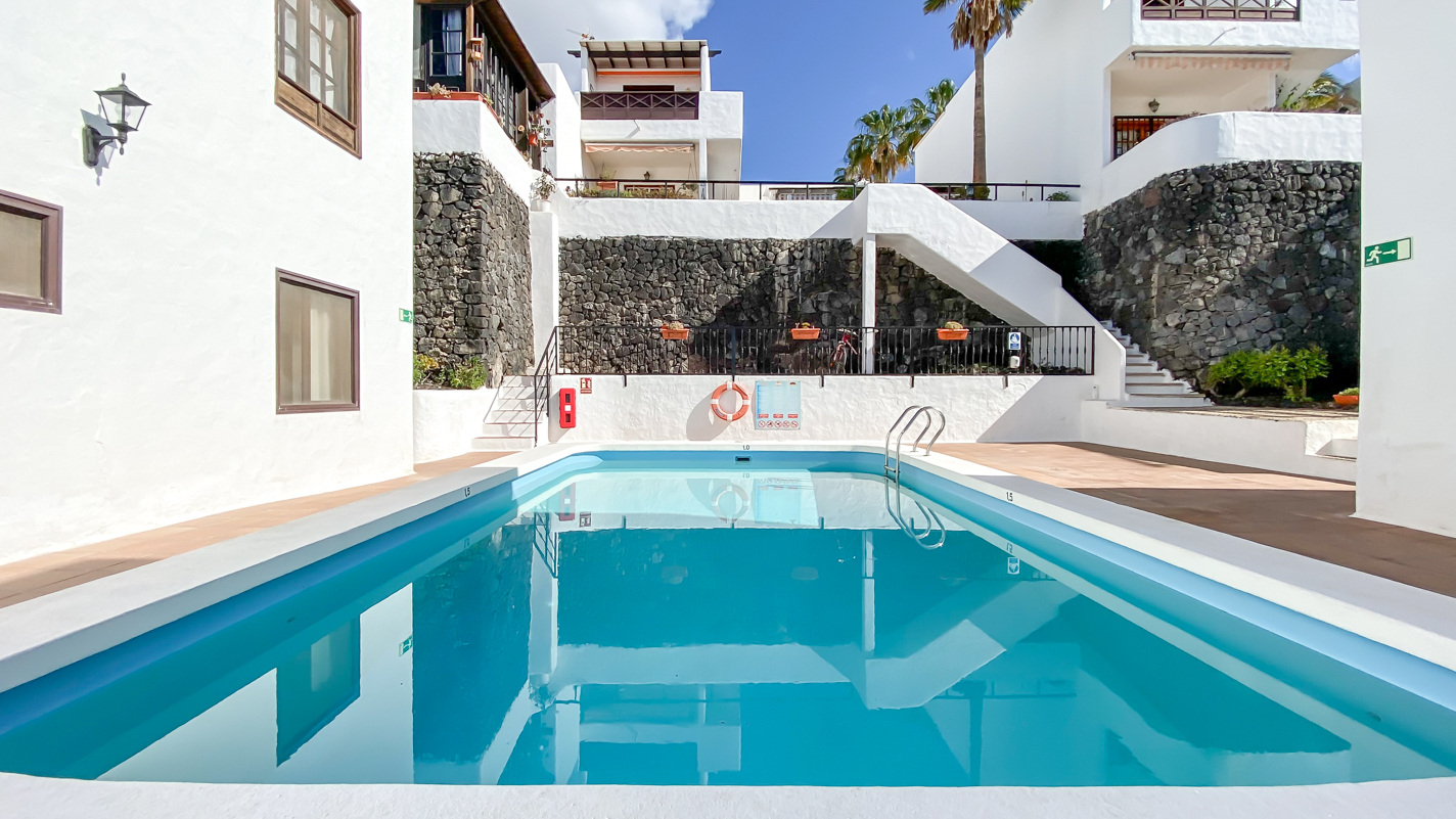 La Corona I - Puerto Del Carmen - Roper Properties