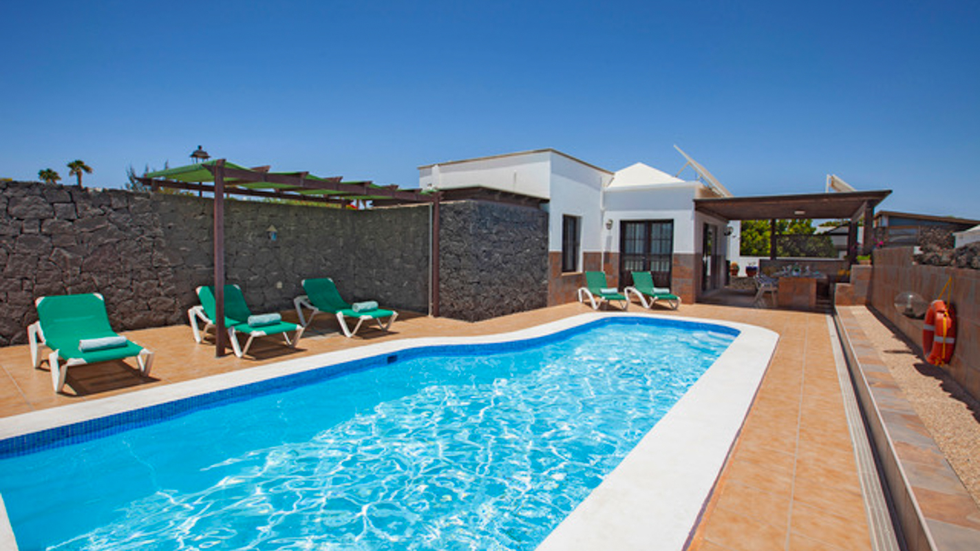 - Puerto Del Carmen - Roper Properties