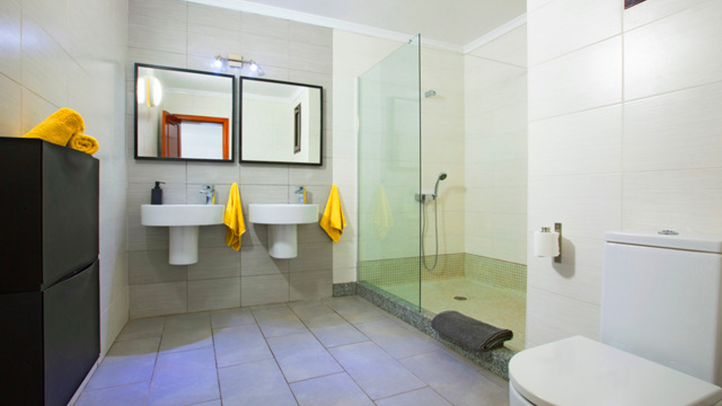 - Puerto Del Carmen - Roper Properties