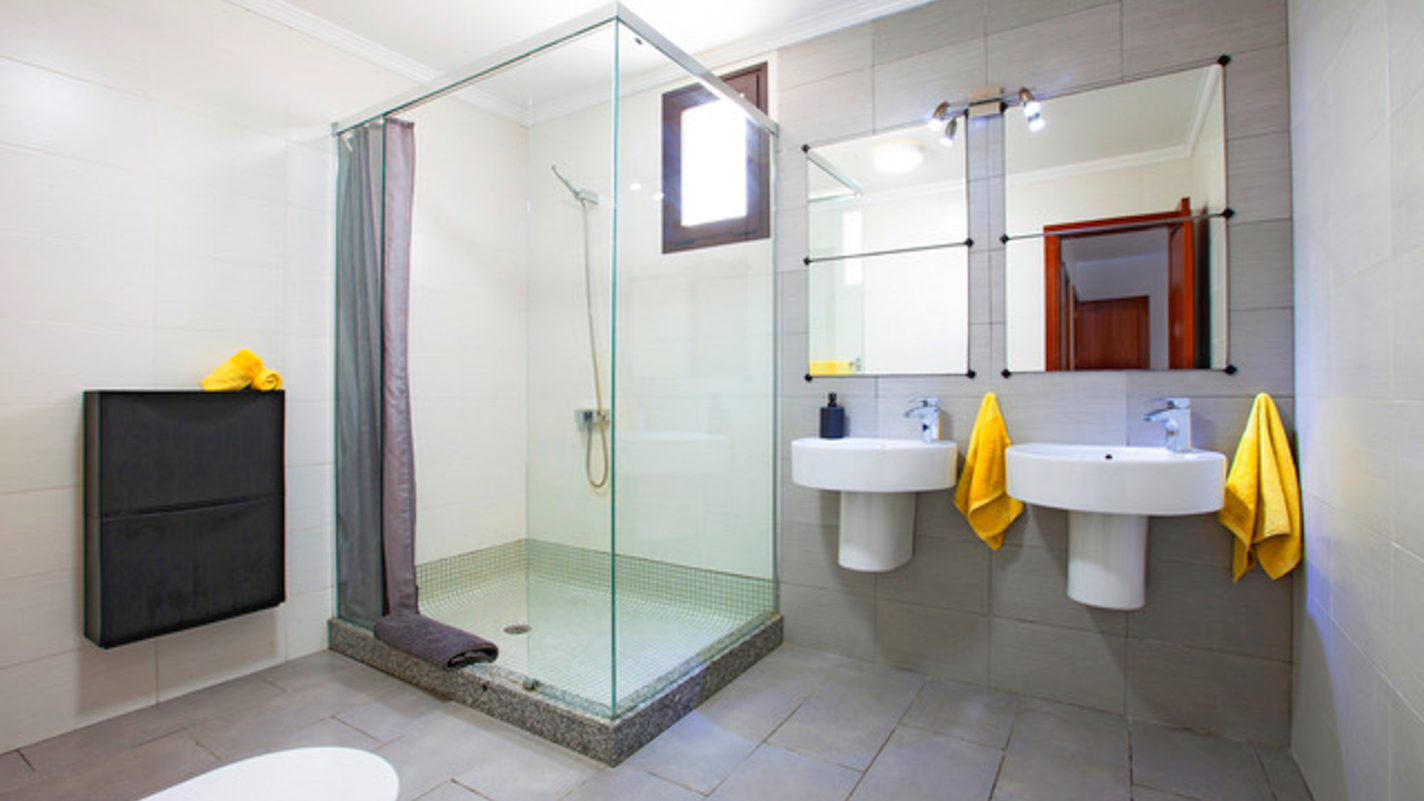 - Puerto Del Carmen - Roper Properties