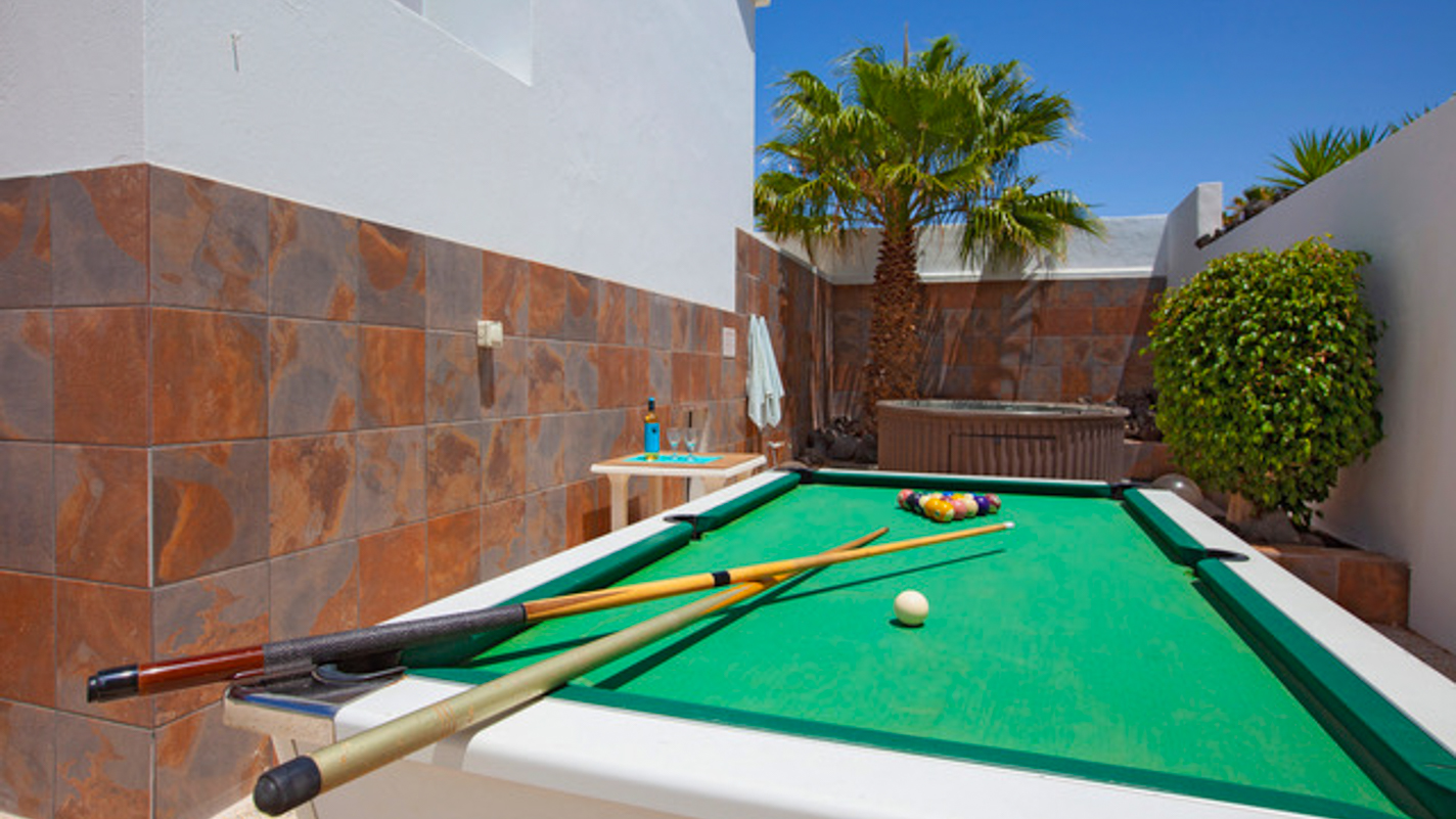 - Puerto Del Carmen - Roper Properties