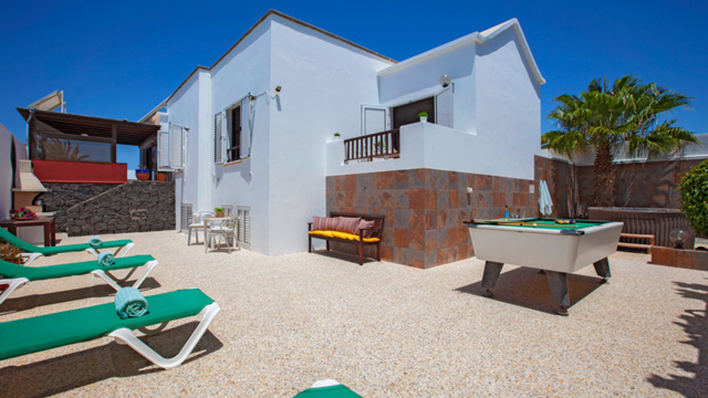 - Puerto Del Carmen - Roper Properties