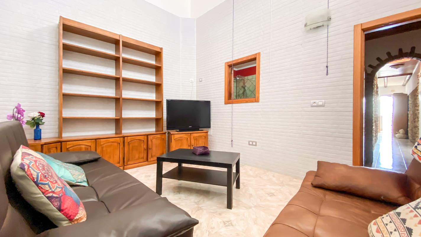 - Los Ancones - Roper Properties