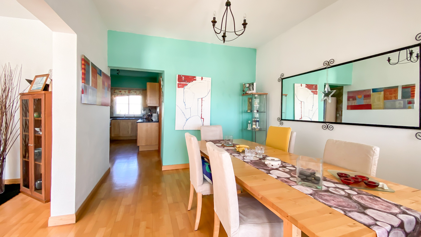 - Tias - Roper Properties