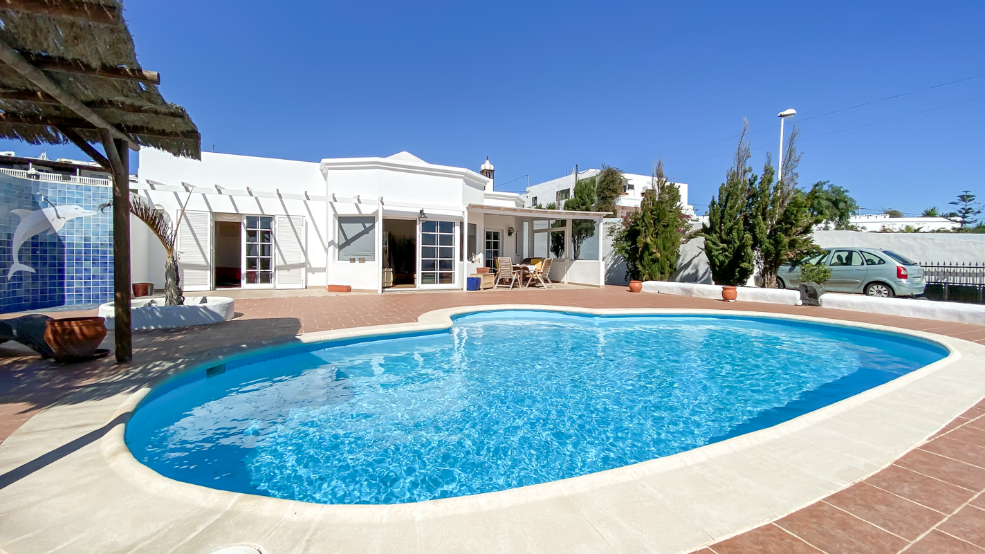 - Tias - Roper Properties