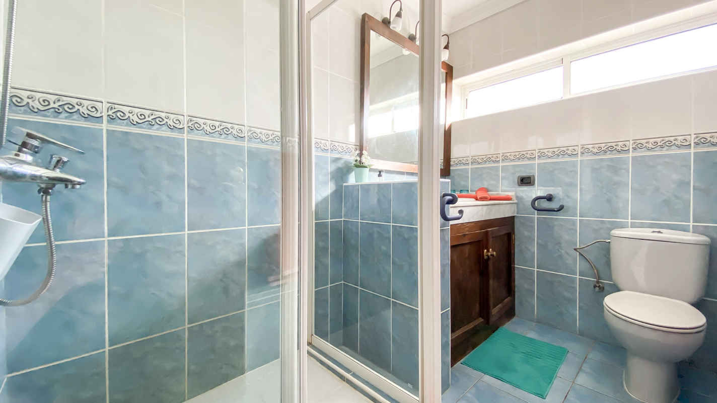 - Costa Teguise - Roper Properties