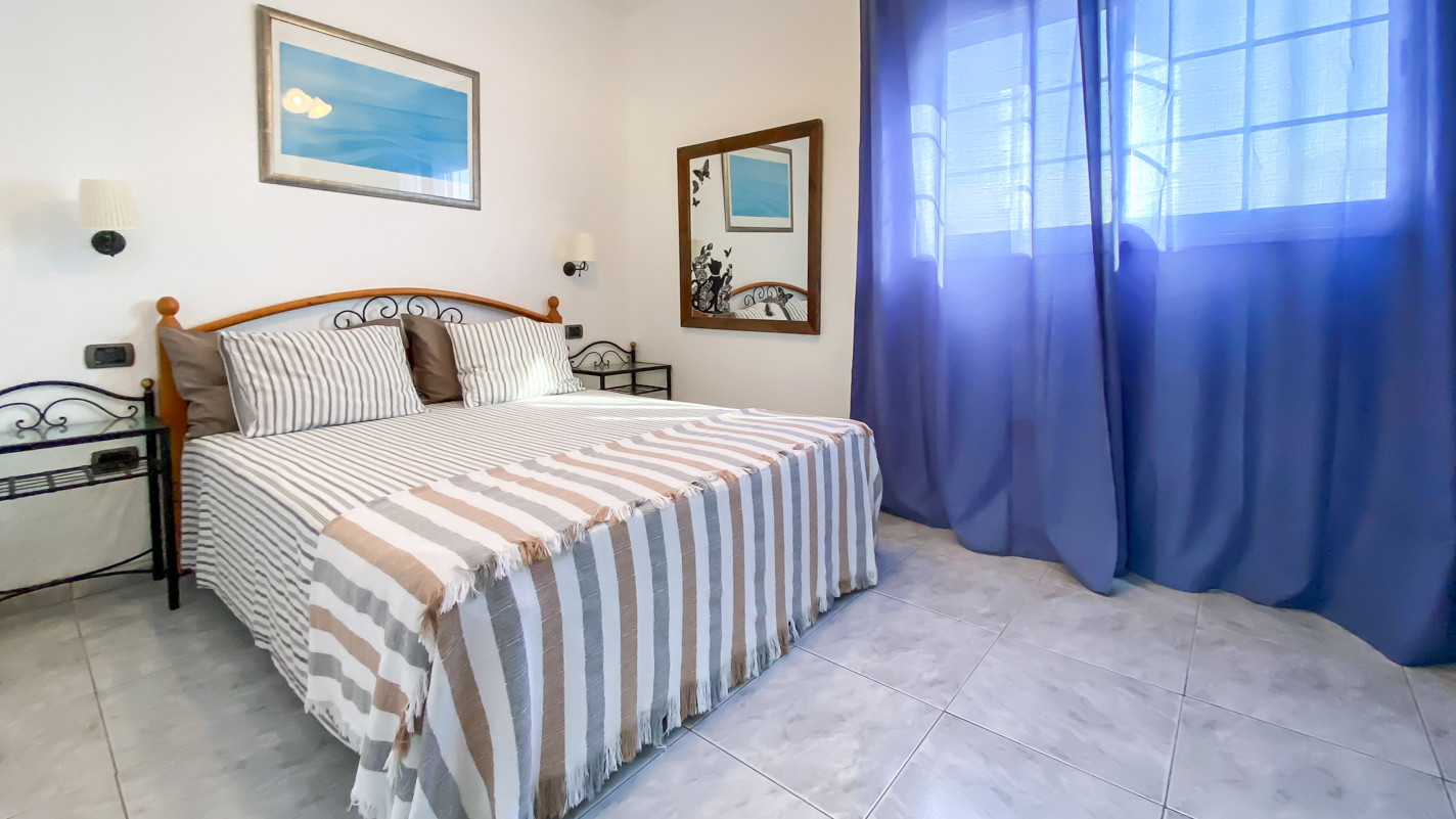 - Costa Teguise - Roper Properties