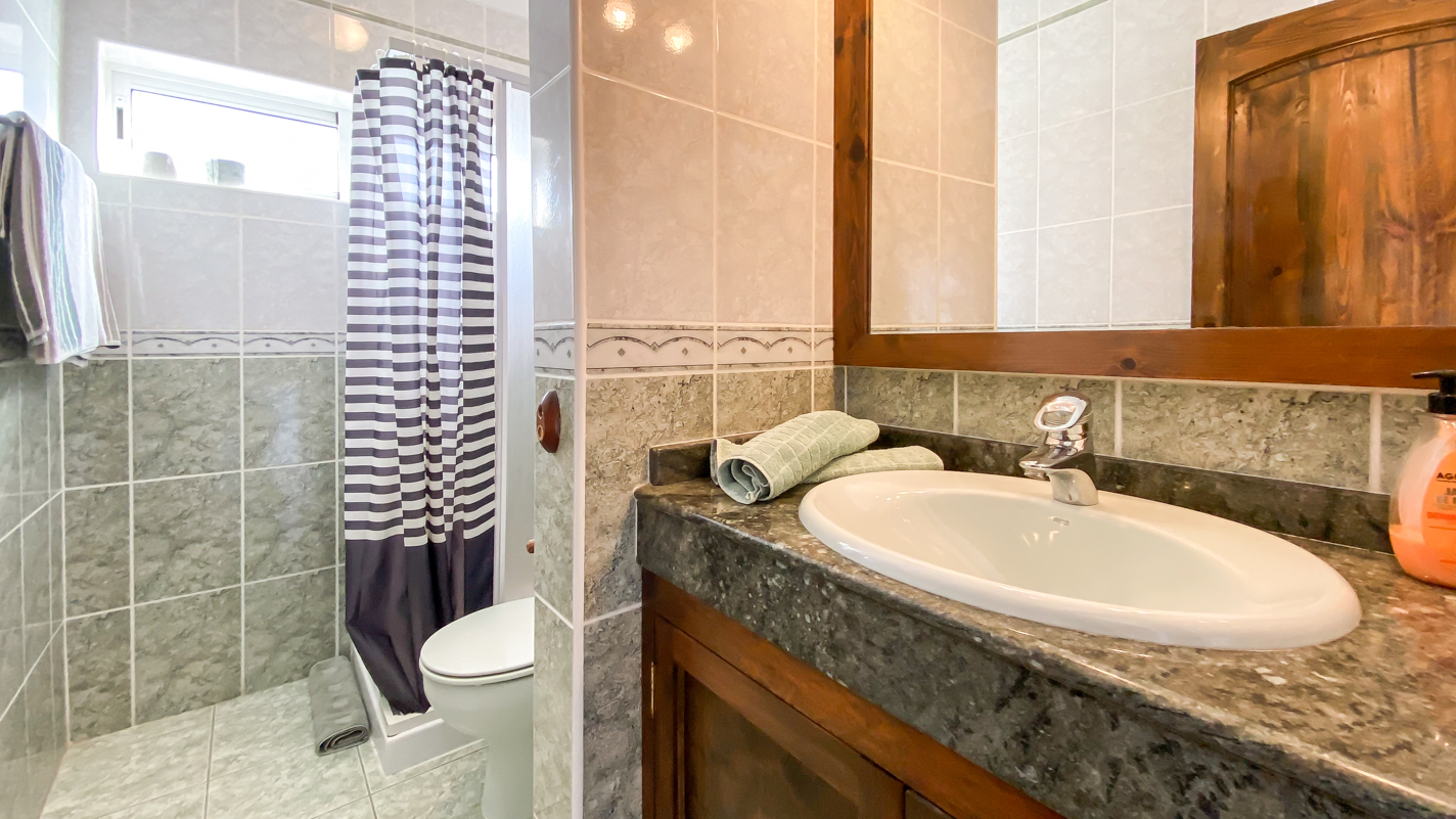 - Costa Teguise - Roper Properties