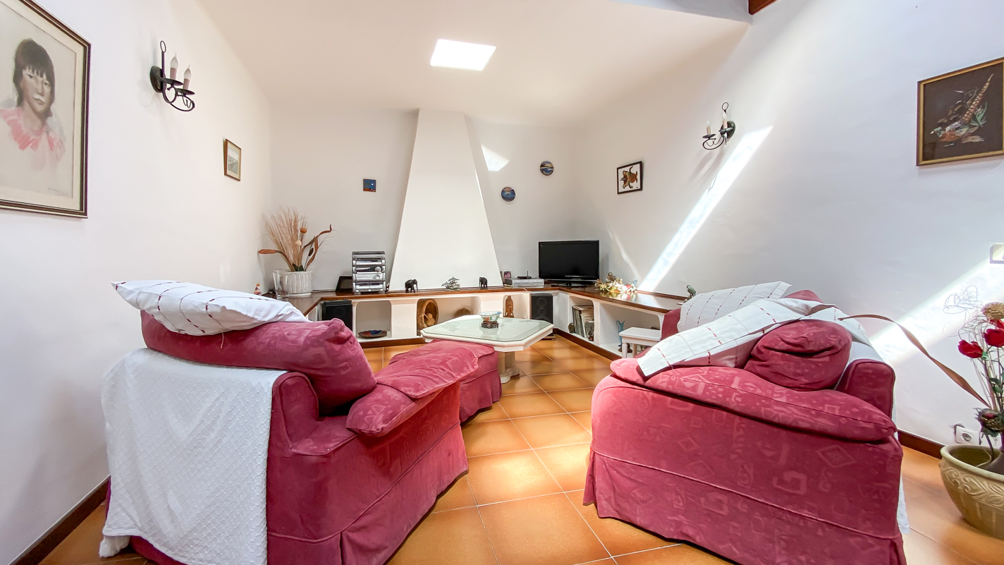 - Tias - Roper Properties