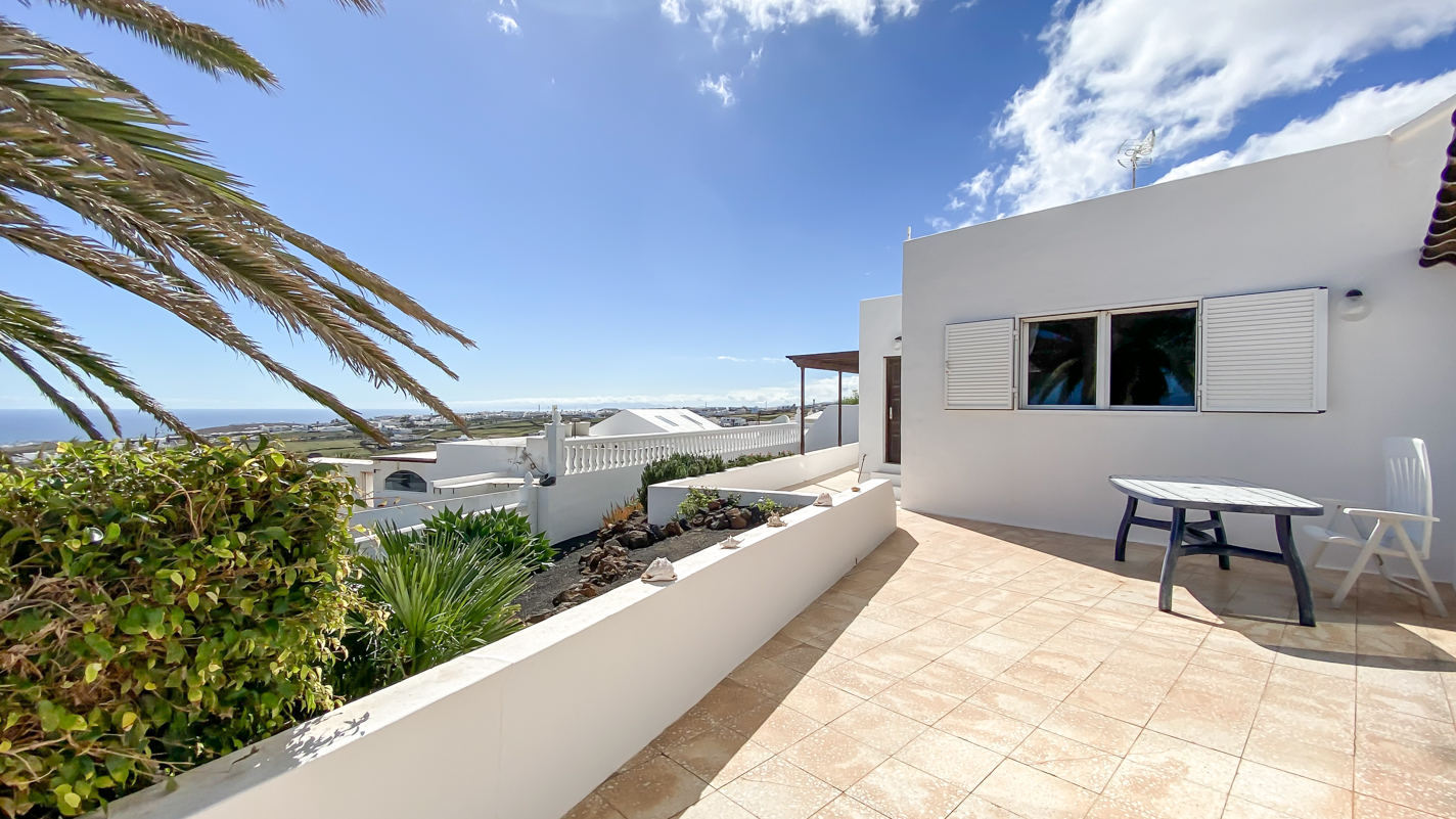 - Tias - Roper Properties