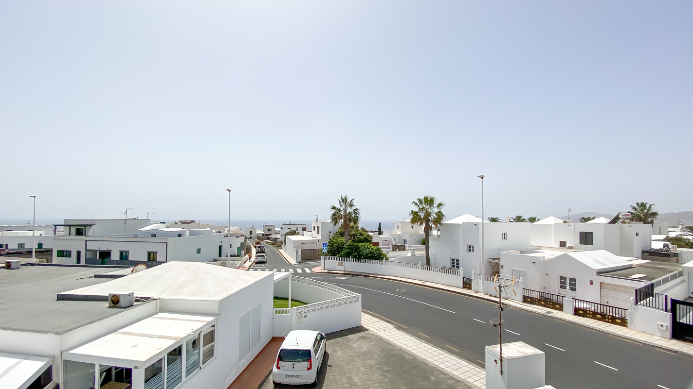 - Tias - Roper Properties
