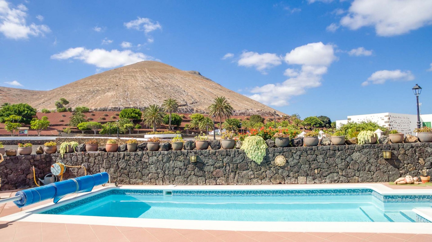 Cabeza Blanca - Yaiza - Roper Properties