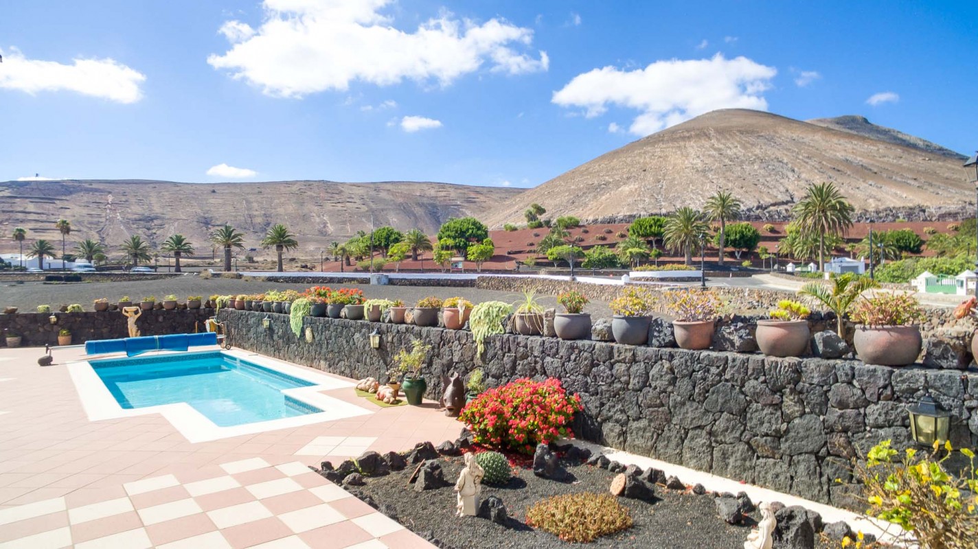 Cabeza Blanca - Yaiza - Roper Properties