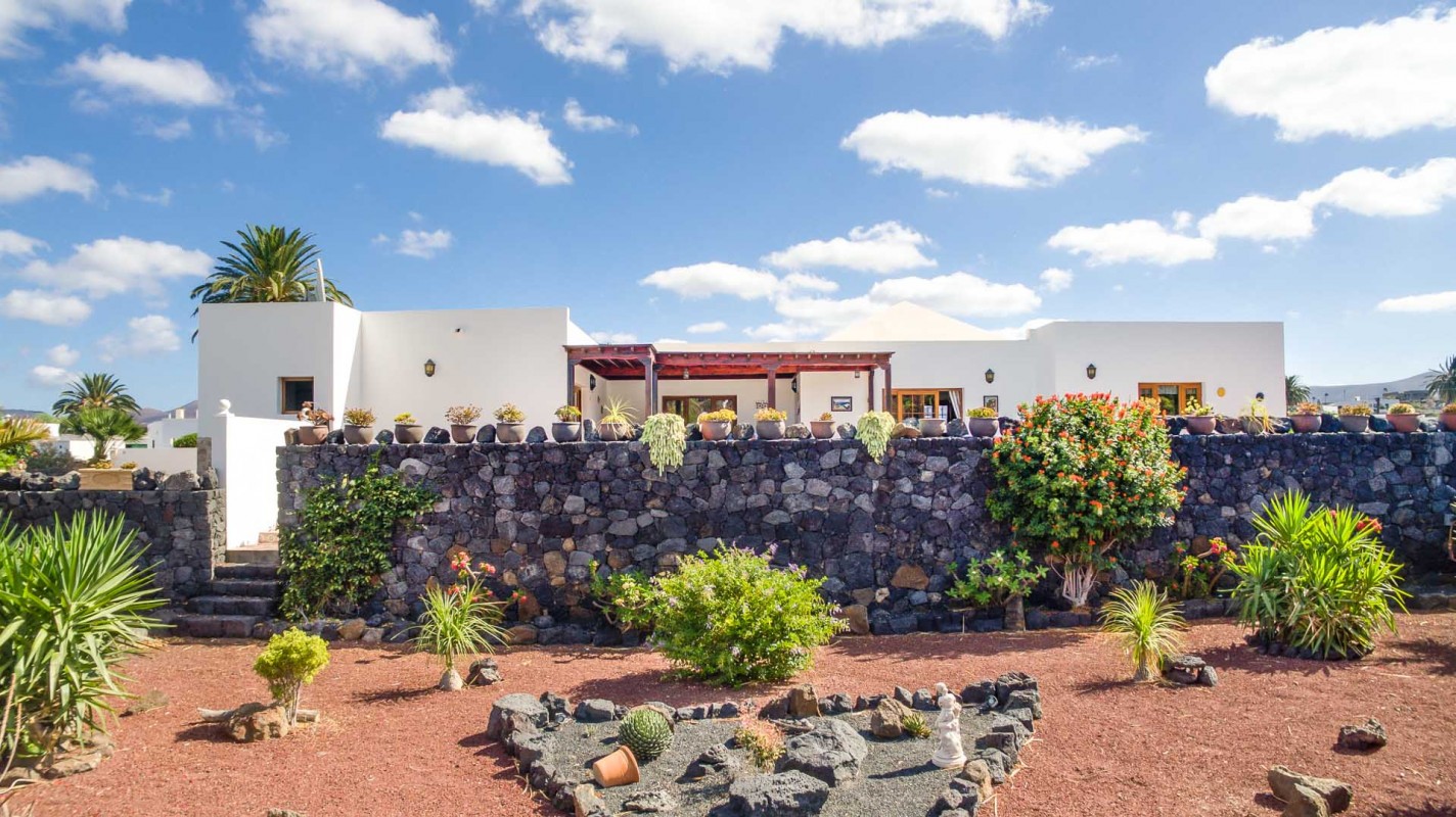 Cabeza Blanca - Yaiza - Roper Properties