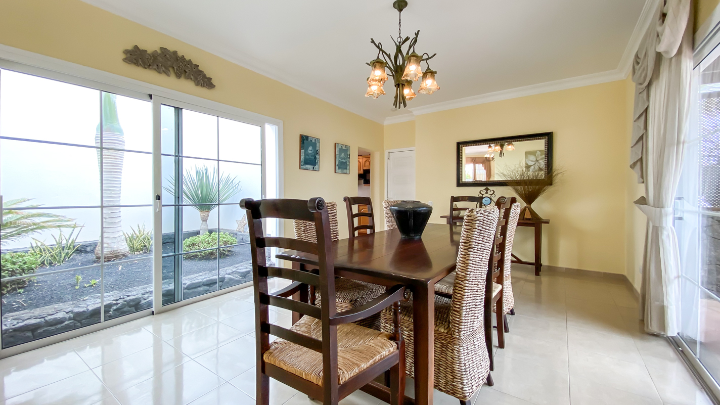 - Puerto Del Carmen - Roper Properties