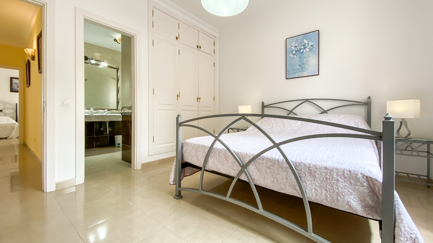 - Puerto Del Carmen - Roper Properties