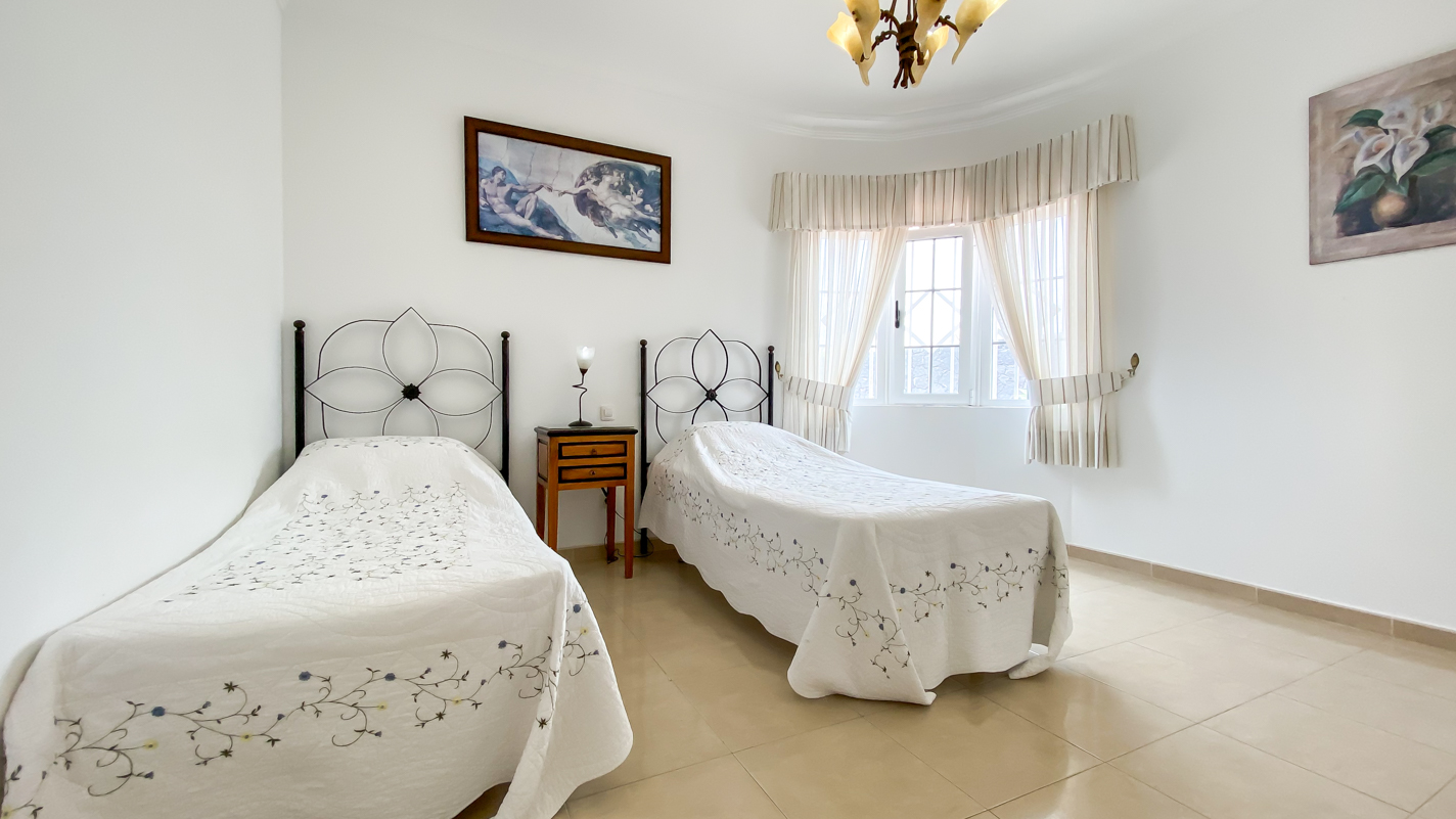 - Puerto Del Carmen - Roper Properties