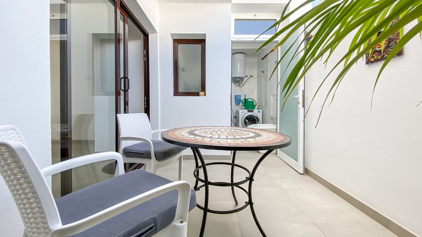 - Yaiza - Roper Properties