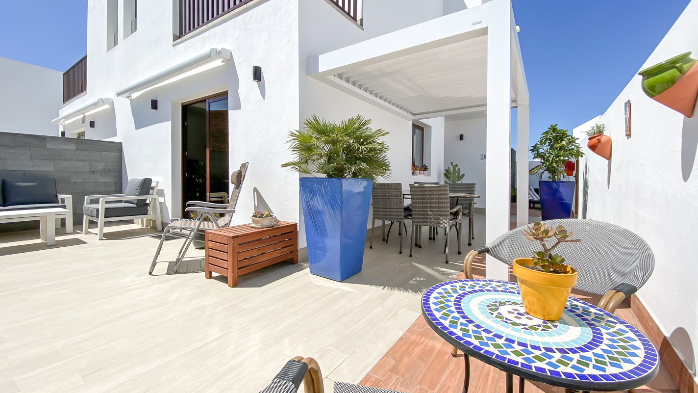 - Yaiza - Roper Properties