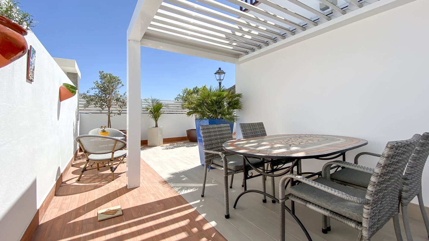 - Yaiza - Roper Properties