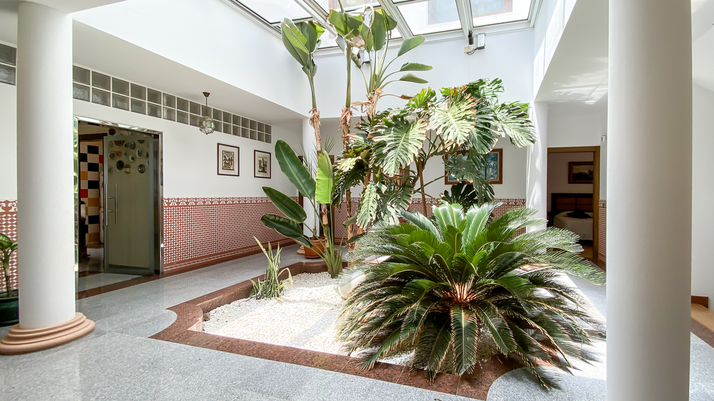 - Tías - Roper Properties