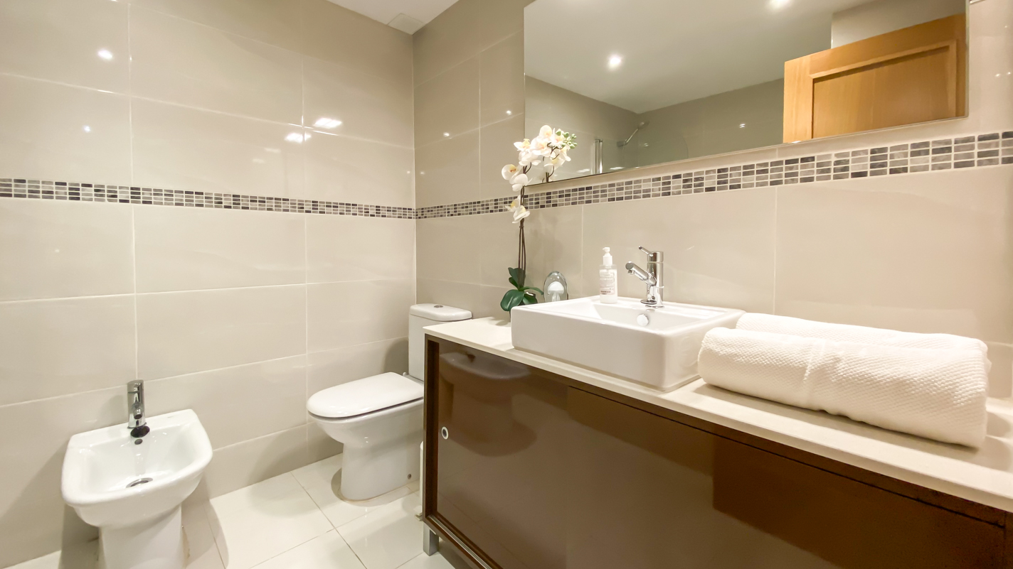 Siglo XXI - Arrecife - Roper Properties