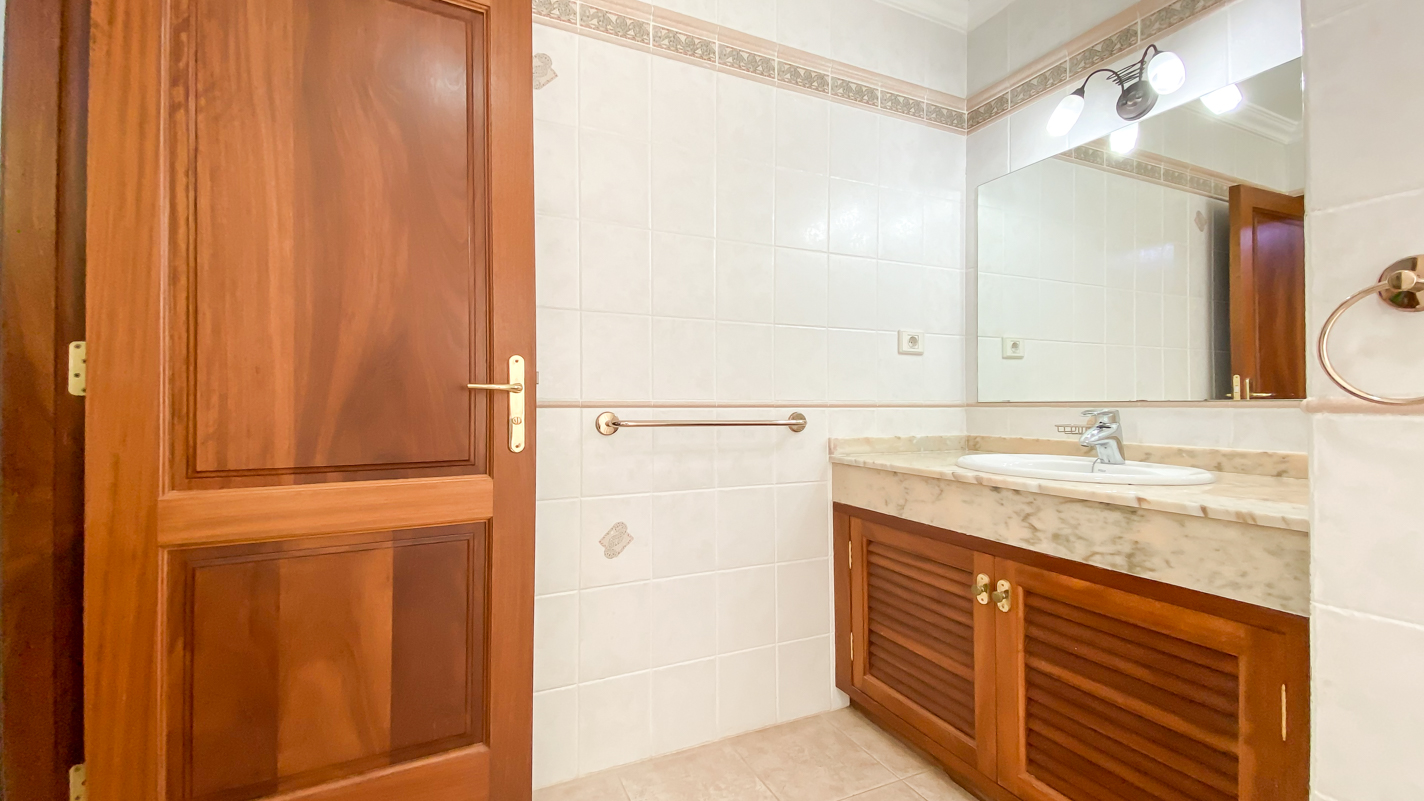 - Puerto Del Carmen - Roper Properties