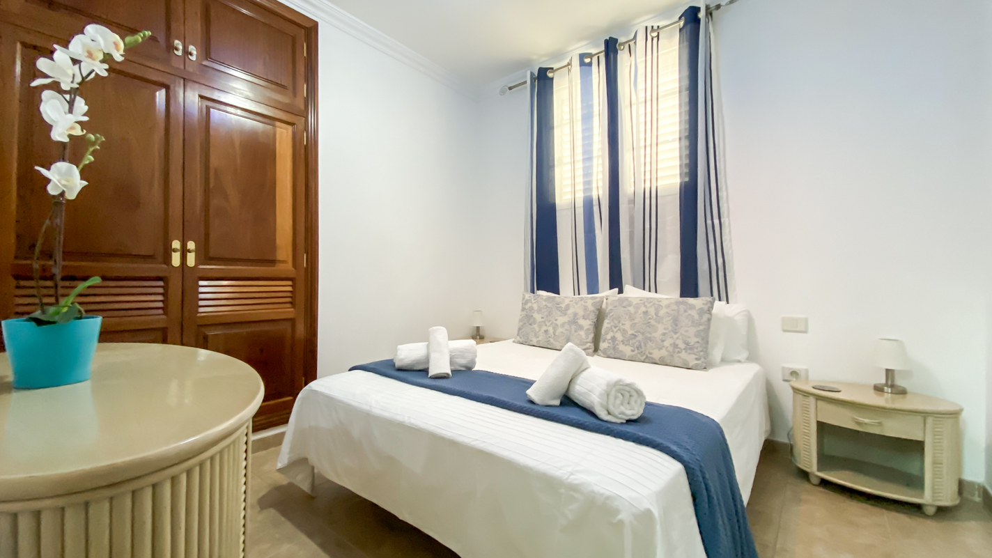 - Puerto Del Carmen - Roper Properties
