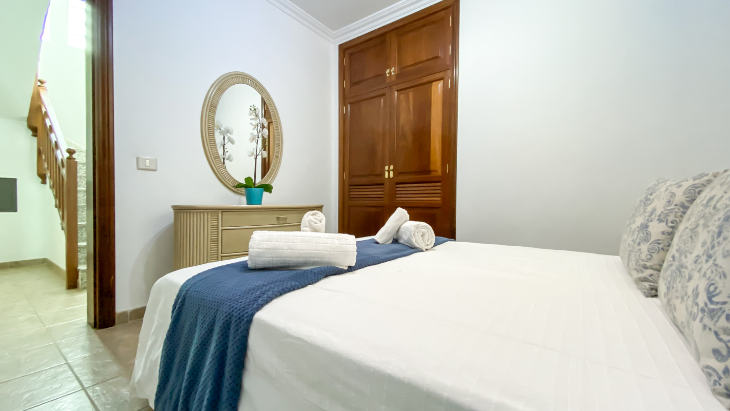 - Puerto Del Carmen - Roper Properties