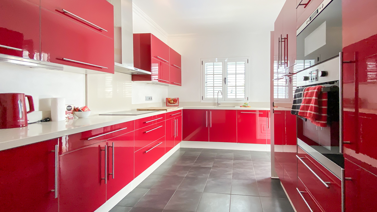 - Puerto Del Carmen - Roper Properties