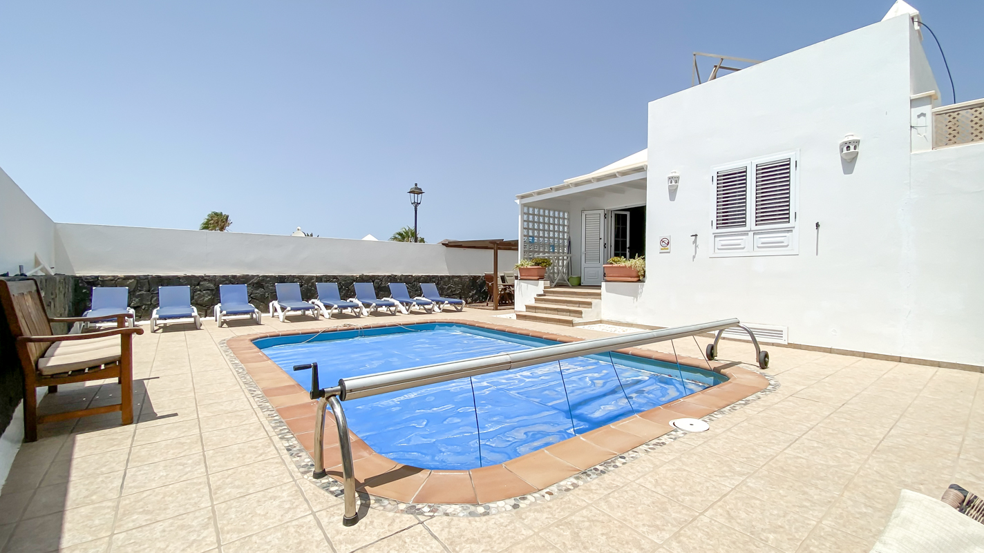 - Puerto Del Carmen - Roper Properties