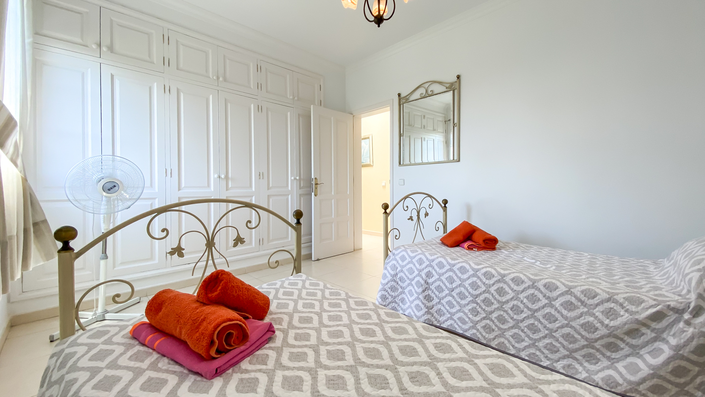 - Puerto Del Carmen - Roper Properties