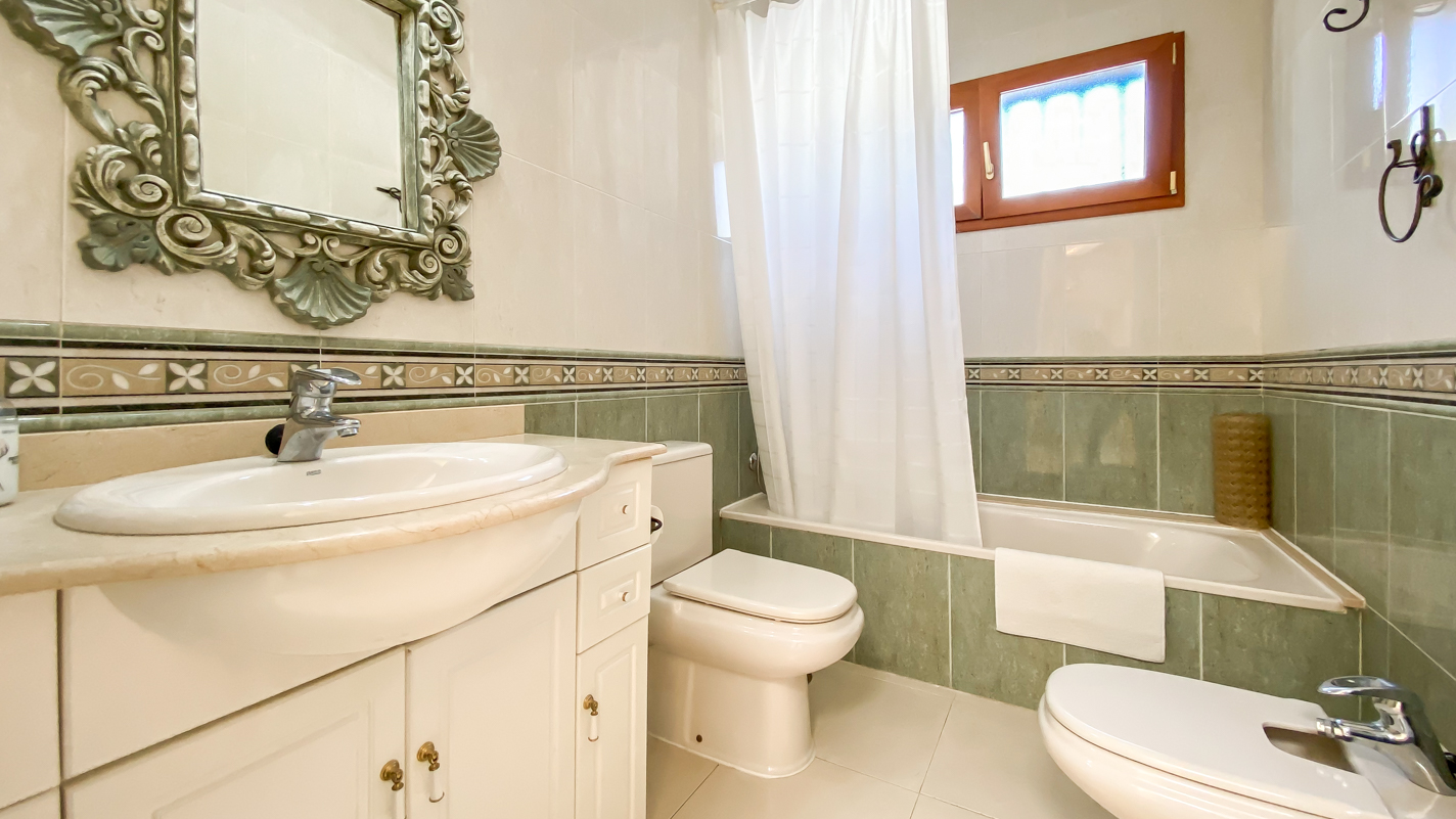 - Puerto Del Carmen - Roper Properties