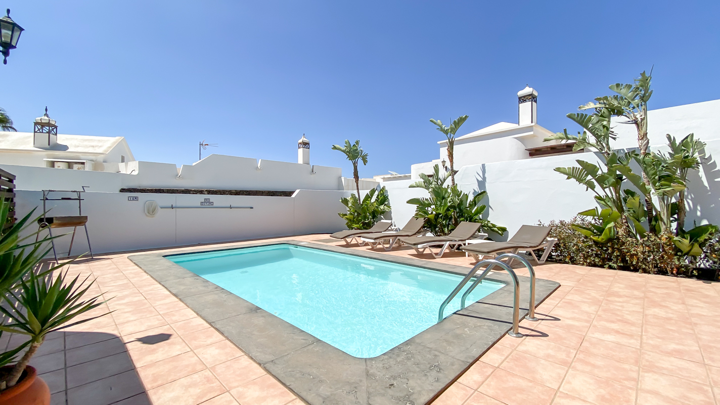 - Puerto Del Carmen - Roper Properties