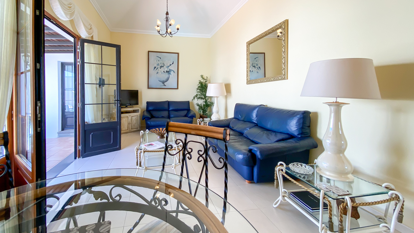 - Puerto Del Carmen - Roper Properties