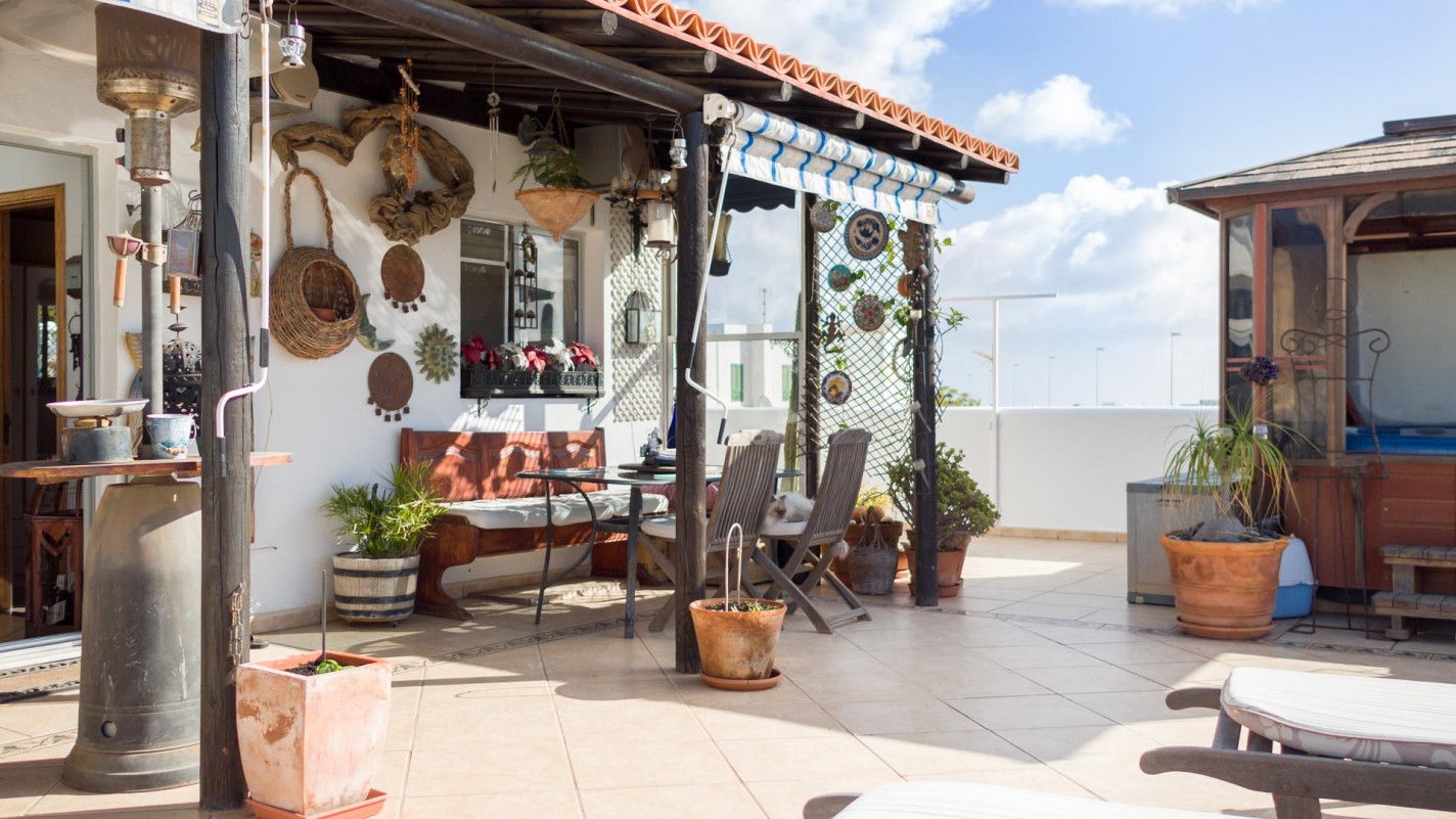 - Tías - Roper Properties