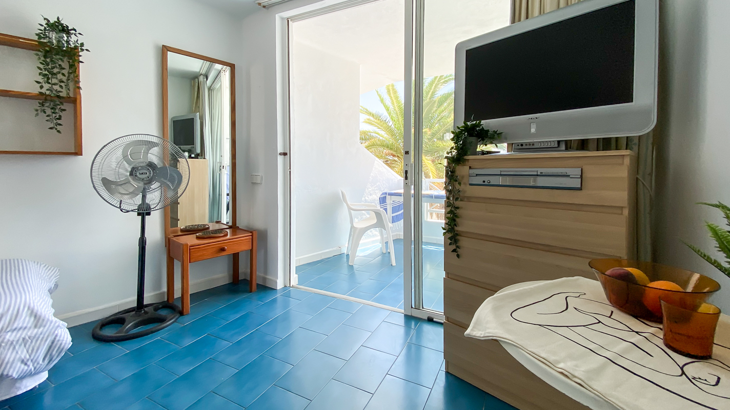 San Francisco - Puerto Del Carmen - Roper Properties