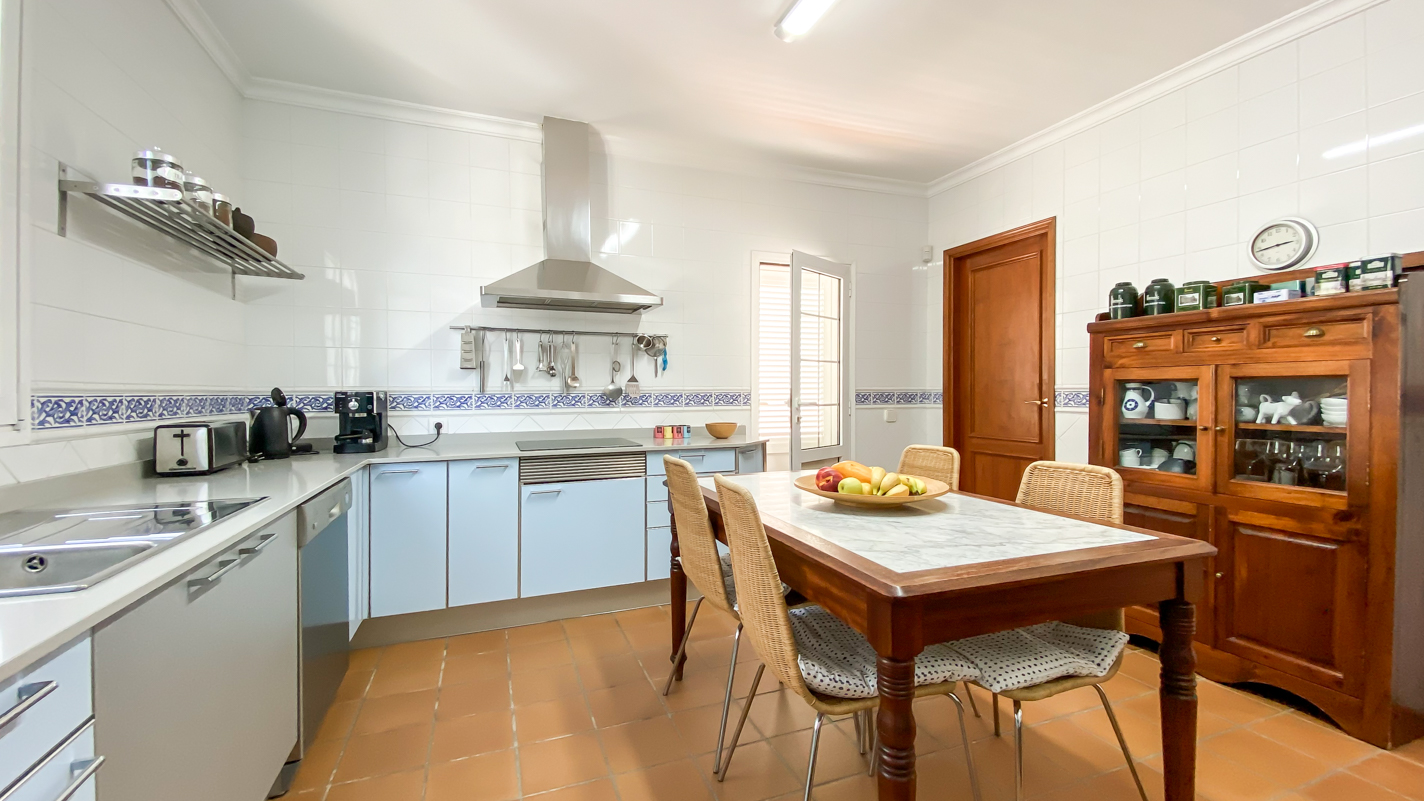 - Playa Honda - Roper Properties