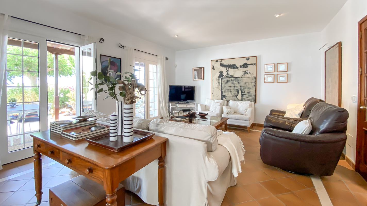 - Playa Honda - Roper Properties